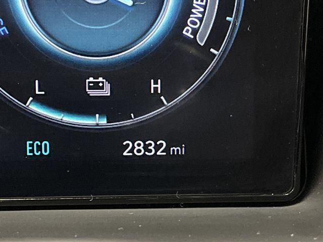 used 2024 Hyundai TUCSON Hybrid car, priced at $29,175