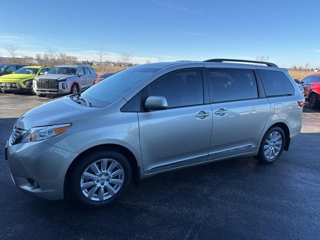 used 2017 Toyota Sienna car, priced at $21,389