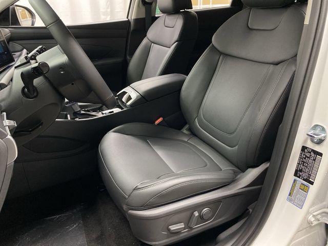 new 2025 Hyundai Tucson car, priced at $35,995
