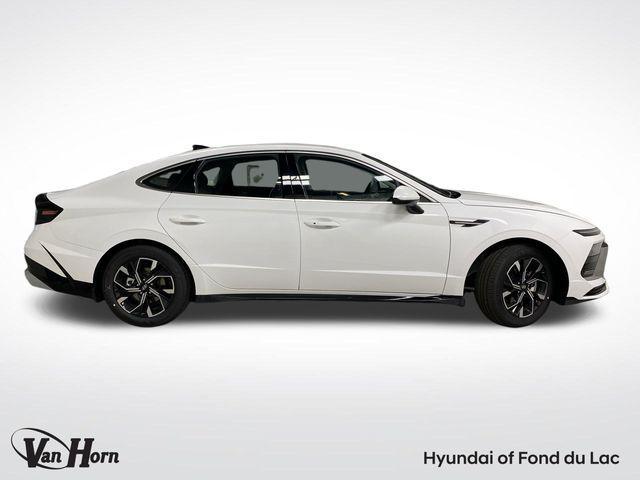 new 2025 Hyundai Sonata car, priced at $30,267