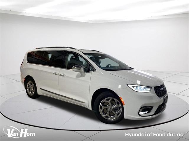 used 2021 Chrysler Pacifica Hybrid car, priced at $31,832