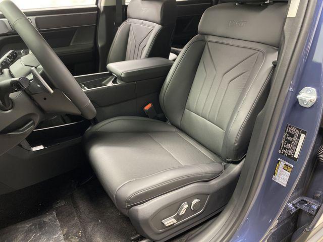new 2025 Hyundai Santa Fe car, priced at $42,354