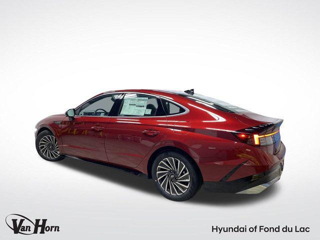 new 2025 Hyundai Sonata Hybrid car, priced at $38,202