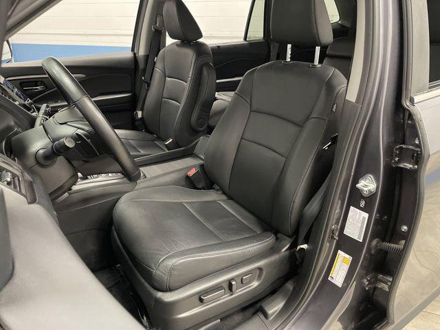 used 2022 Honda Pilot car, priced at $34,595