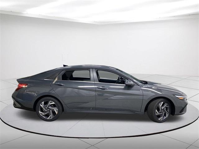 new 2025 Hyundai Elantra car, priced at $30,058