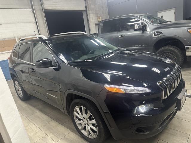 used 2018 Jeep Cherokee car, priced at $17,233