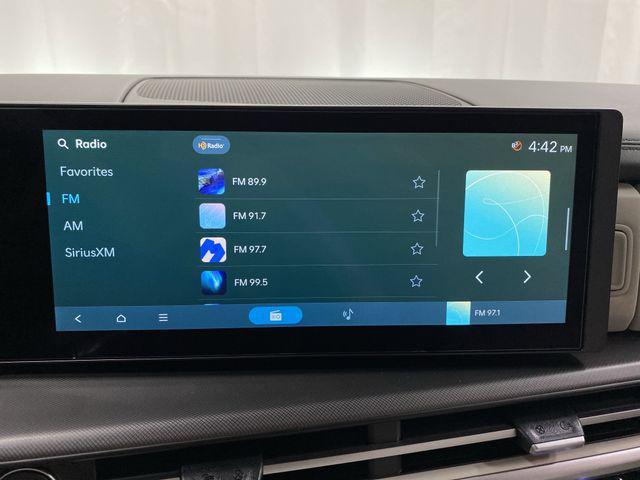 new 2025 Hyundai Santa Fe car, priced at $40,437