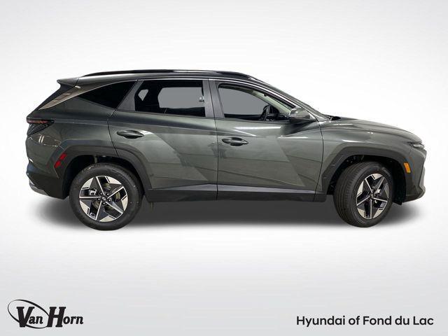 new 2025 Hyundai TUCSON Hybrid car, priced at $37,560