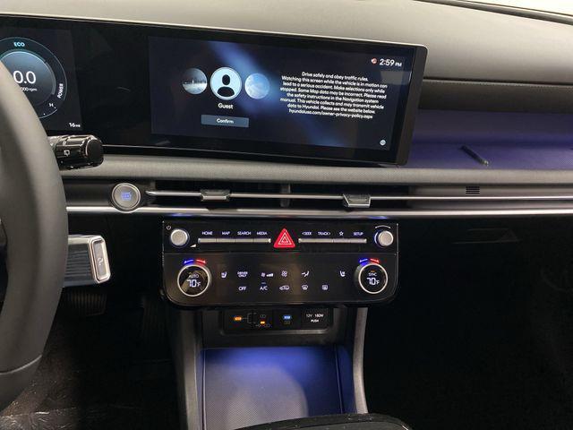 new 2025 Hyundai TUCSON Hybrid car, priced at $37,560