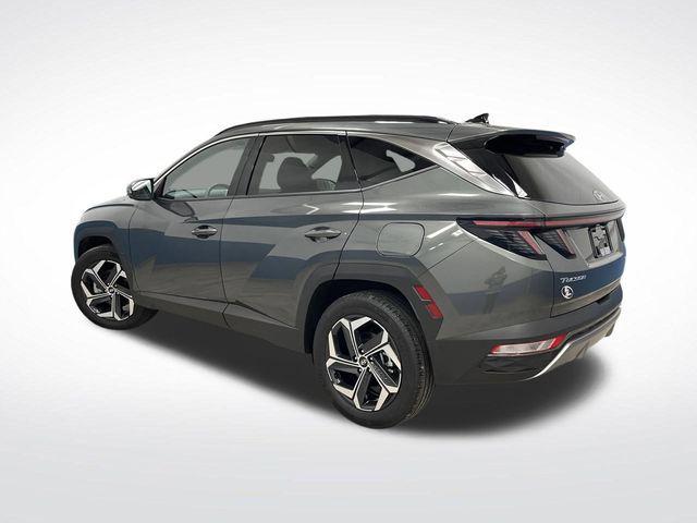 used 2024 Hyundai TUCSON Hybrid car, priced at $32,000