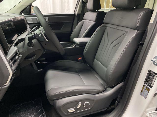 new 2025 Hyundai Santa Fe car, priced at $41,834