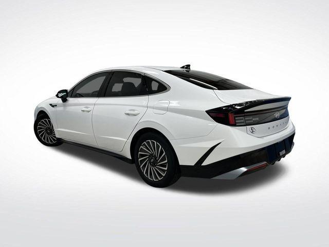 used 2024 Hyundai Sonata Hybrid car, priced at $21,125