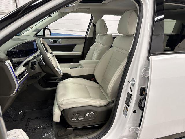 used 2025 Hyundai Santa Fe car, priced at $38,875