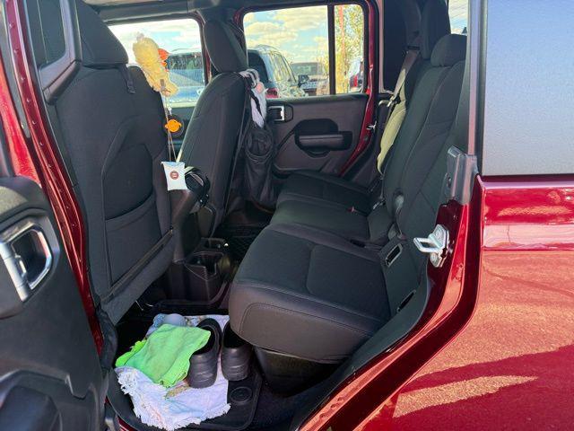 used 2021 Jeep Gladiator car, priced at $34,695