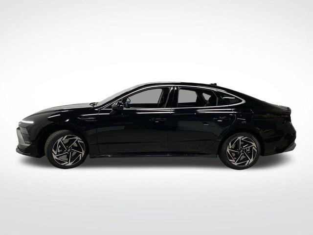 new 2025 Hyundai Sonata car, priced at $30,529