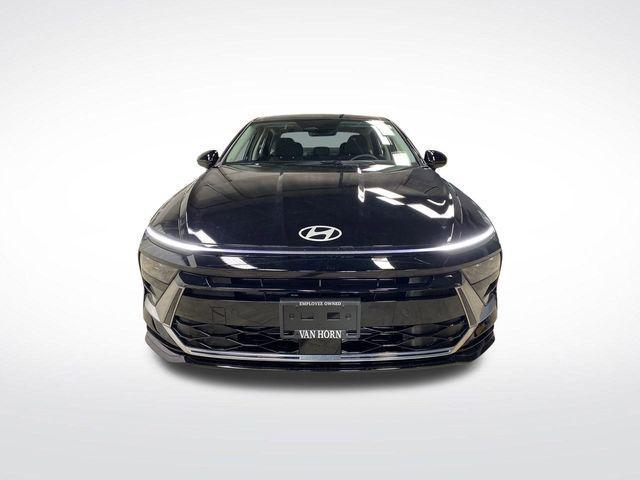 new 2025 Hyundai Sonata car, priced at $30,529