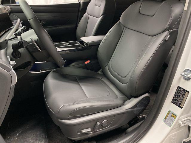 new 2025 Hyundai TUCSON Hybrid car, priced at $37,985