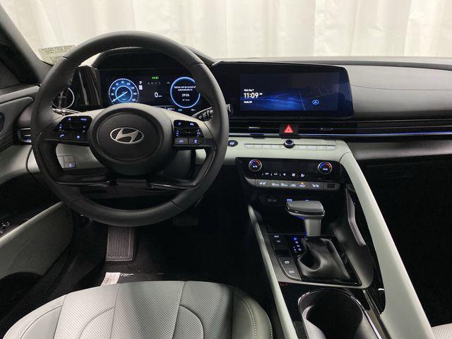 new 2025 Hyundai Elantra car, priced at $30,534