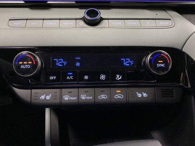 new 2025 Hyundai Elantra car, priced at $30,534