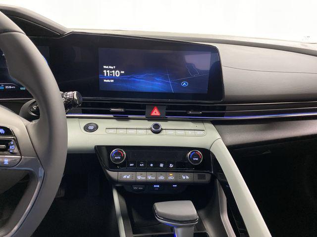 new 2025 Hyundai Elantra car, priced at $30,534