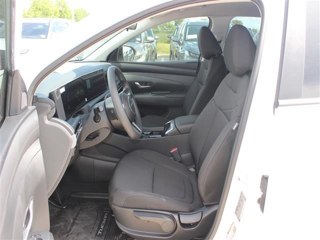 new 2025 Hyundai Tucson car, priced at $30,636