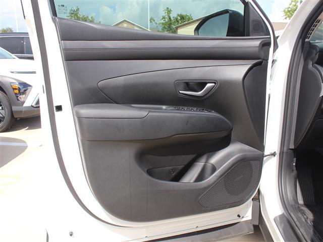 new 2025 Hyundai Tucson car, priced at $30,636