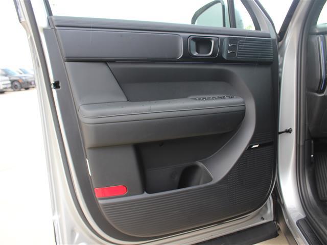 new 2025 Hyundai SANTA FE HEV car, priced at $47,670