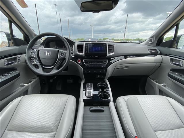 used 2017 Honda Pilot car, priced at $26,999