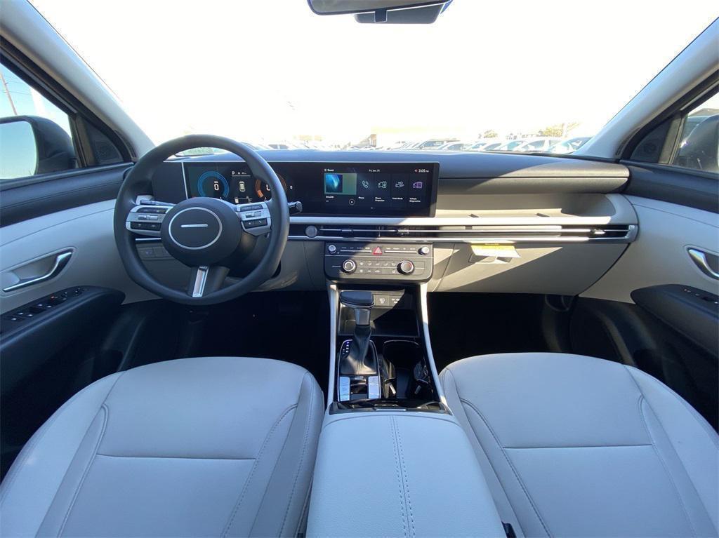 new 2025 Hyundai Tucson car, priced at $27,055