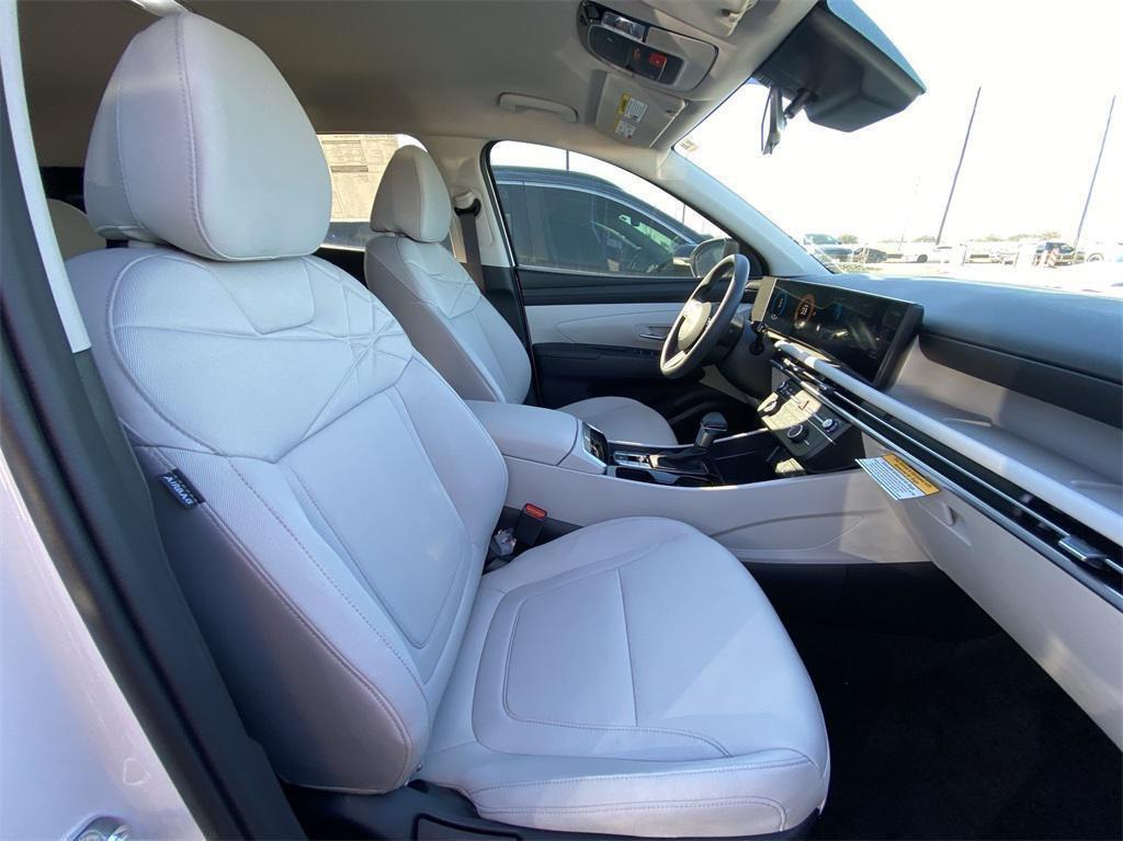 new 2025 Hyundai Tucson car, priced at $27,055