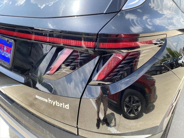 new 2025 Hyundai TUCSON Hybrid car, priced at $42,665