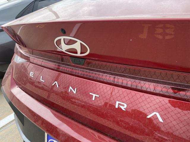 new 2024 Hyundai Elantra HEV car, priced at $27,002