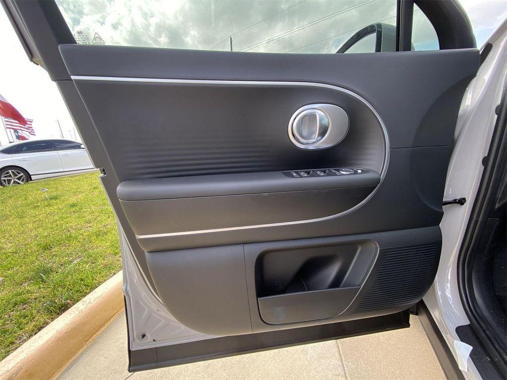 new 2026 Hyundai IONIQ 9 car, priced at $64,834