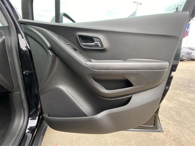 used 2020 Chevrolet Trax car, priced at $14,998