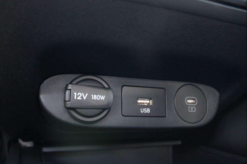 new 2025 Hyundai Elantra car, priced at $23,627