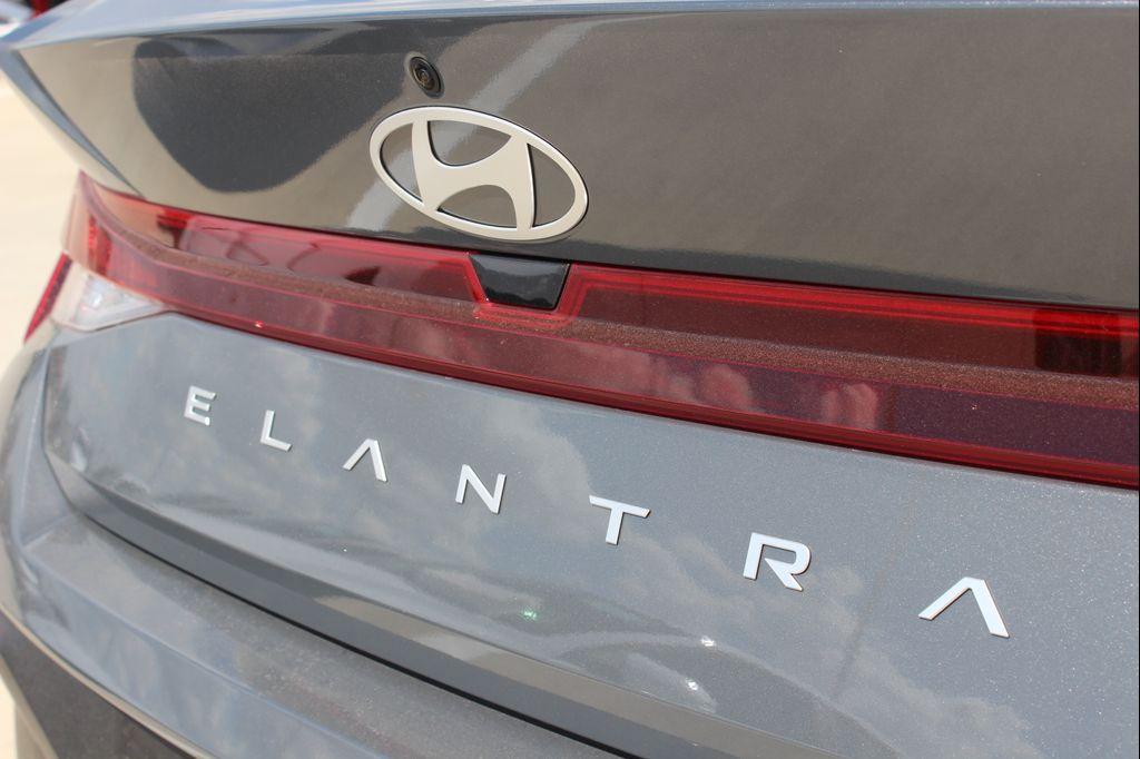 new 2025 Hyundai Elantra car, priced at $23,627