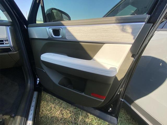 new 2025 Hyundai Santa Fe car, priced at $45,964