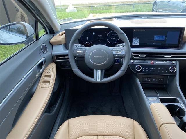 new 2025 Hyundai Sonata Hybrid car, priced at $39,153