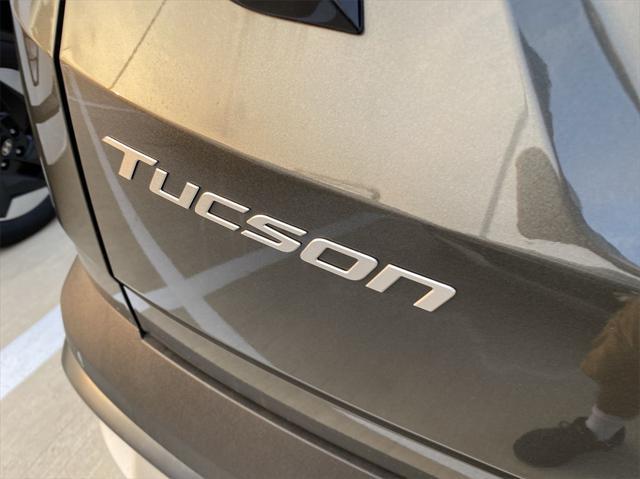 new 2025 Hyundai Tucson Hybrid car, priced at $42,220