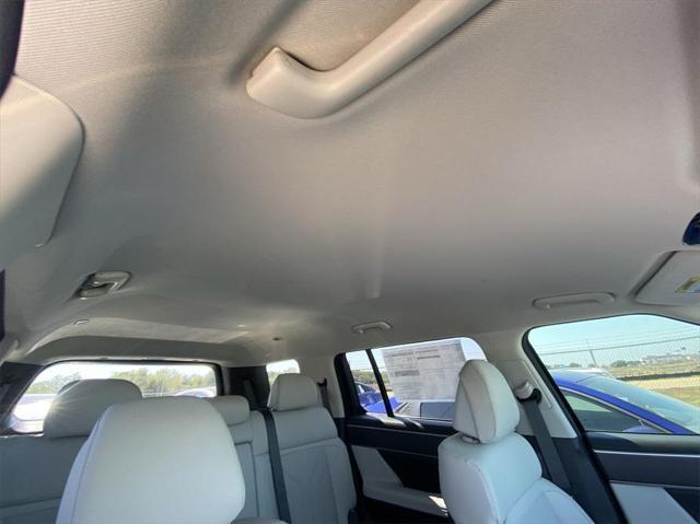 new 2025 Hyundai Santa Fe car, priced at $36,110