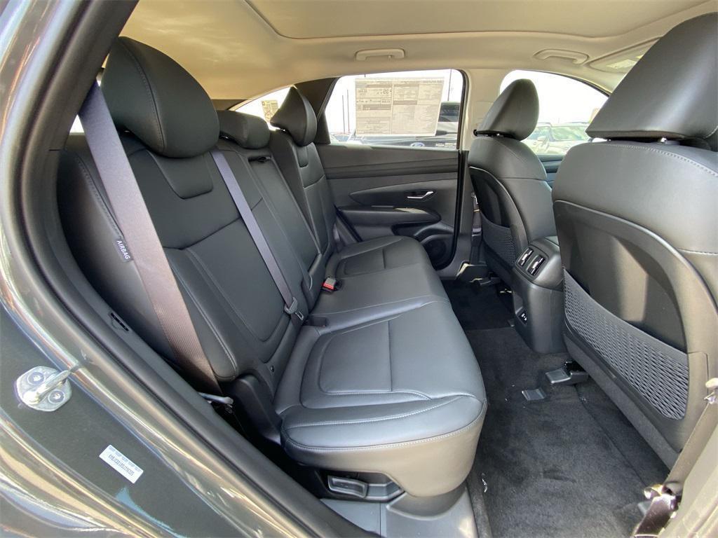 new 2025 Hyundai TUCSON Hybrid car, priced at $37,862