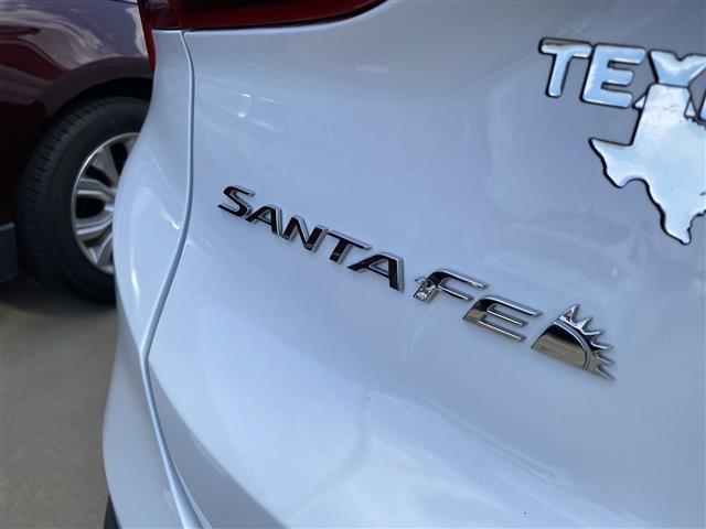used 2022 Hyundai Santa Fe car, priced at $24,999