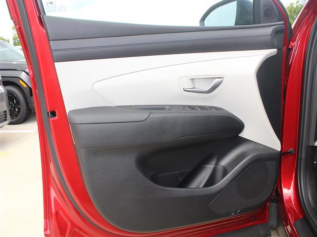new 2025 Hyundai Tucson car, priced at $34,927
