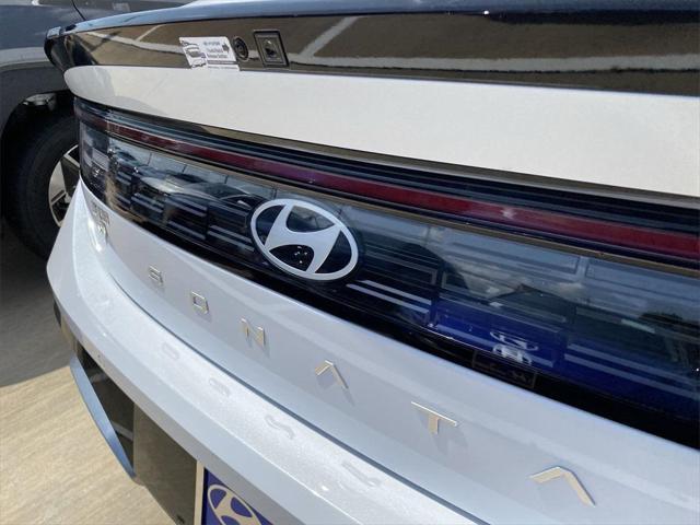 new 2025 Hyundai Sonata Hybrid car, priced at $39,151