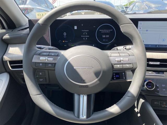 new 2025 Hyundai Sonata Hybrid car, priced at $39,151