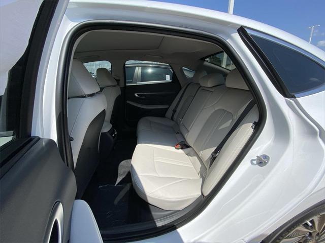 new 2025 Hyundai Sonata Hybrid car, priced at $39,151