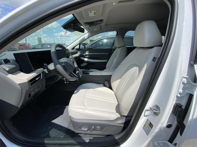 new 2025 Hyundai Sonata Hybrid car, priced at $39,151