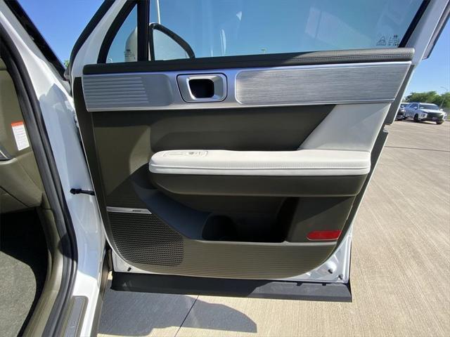 new 2025 Hyundai SANTA FE HEV car, priced at $51,495