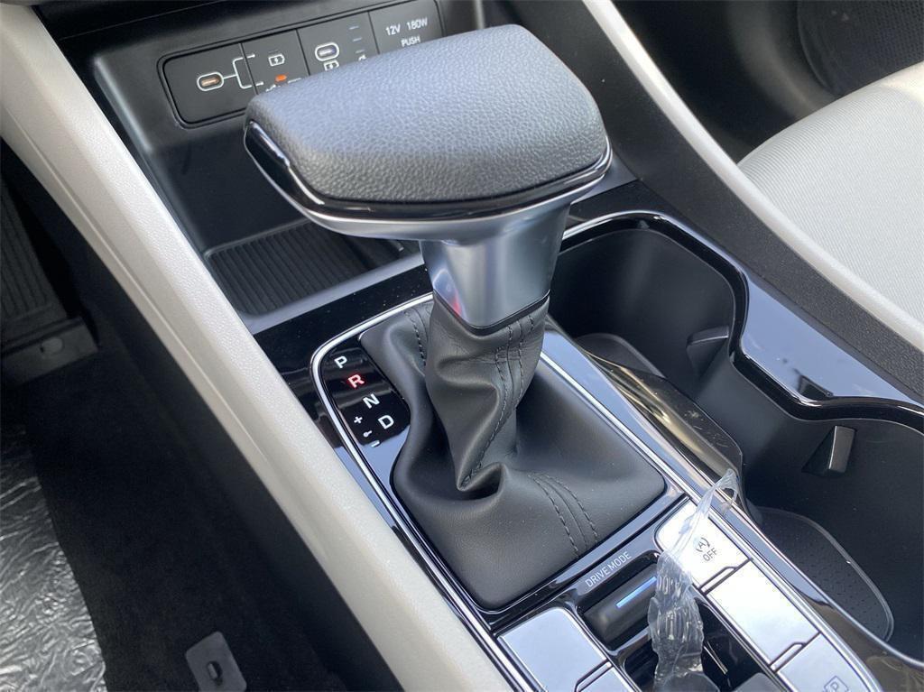 new 2025 Hyundai Tucson car, priced at $27,145