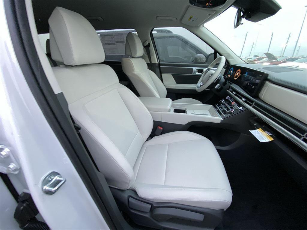 new 2025 Hyundai Santa Fe car, priced at $33,720